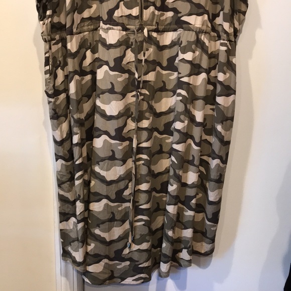 Torrid size 4 camo dress. - Picture 3 of 5